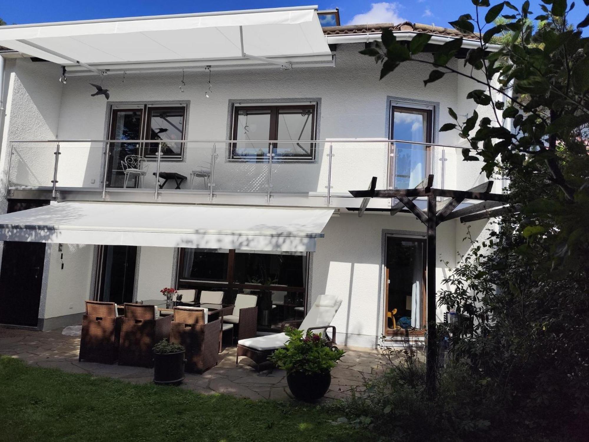 Elegant-Terraced-House-With-Bikes-Near-The-Lake-Children-At-Least-6-A-Old Starnberg Luaran gambar