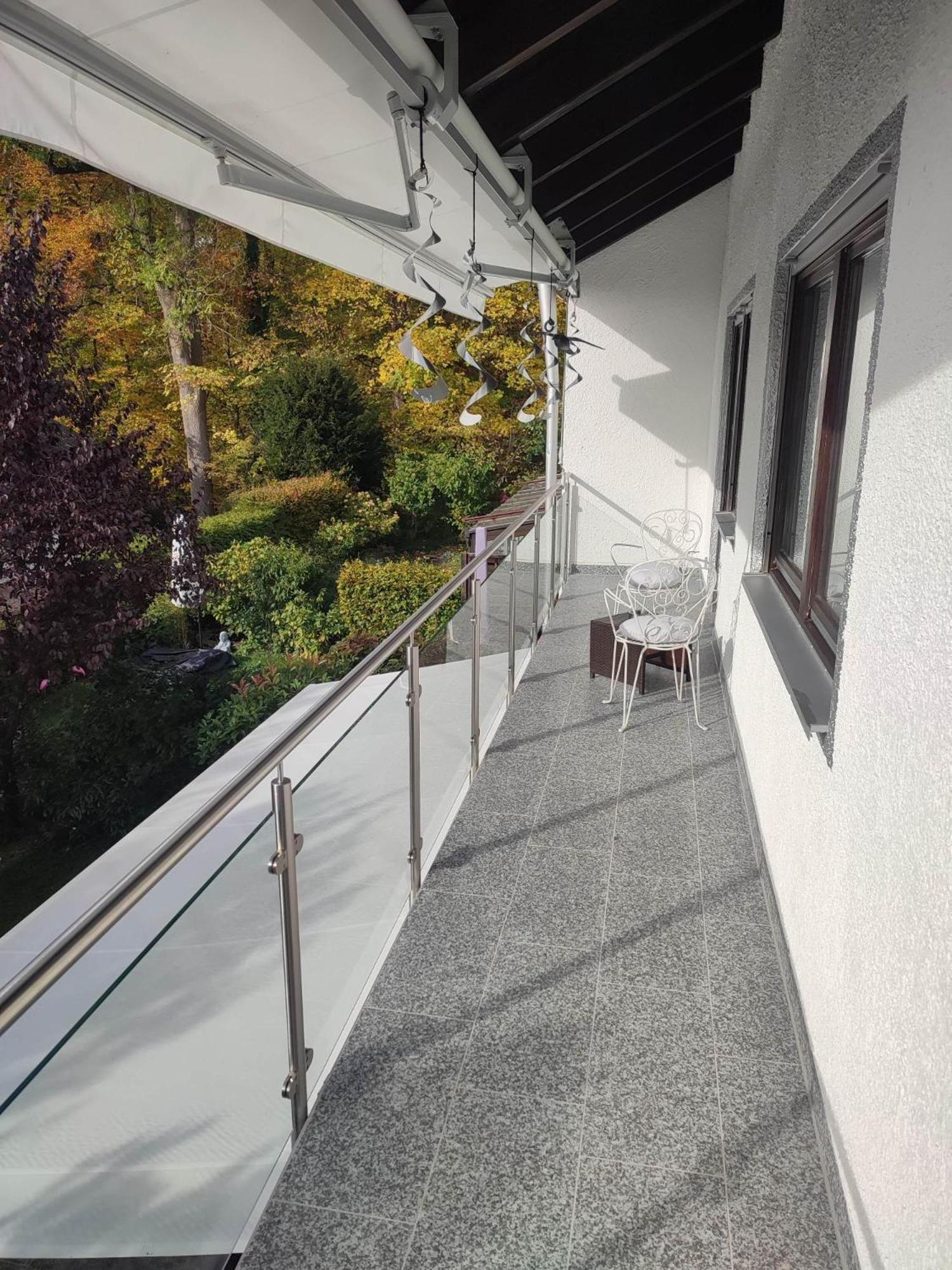 Elegant-Terraced-House-With-Bikes-Near-The-Lake-Children-At-Least-6-A-Old Starnberg Luaran gambar
