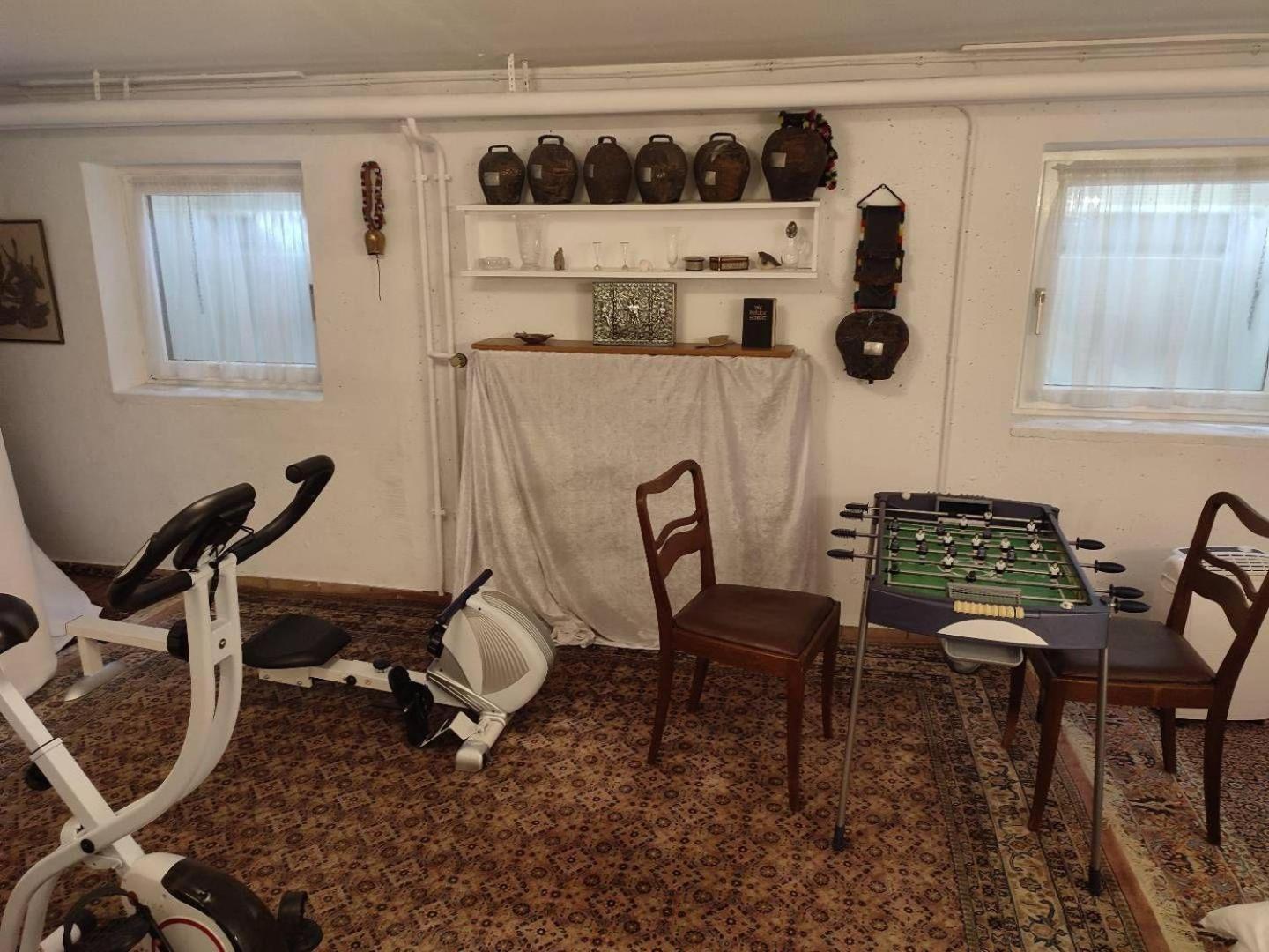 Elegant-Terraced-House-With-Bikes-Near-The-Lake-Children-At-Least-6-A-Old Starnberg Luaran gambar