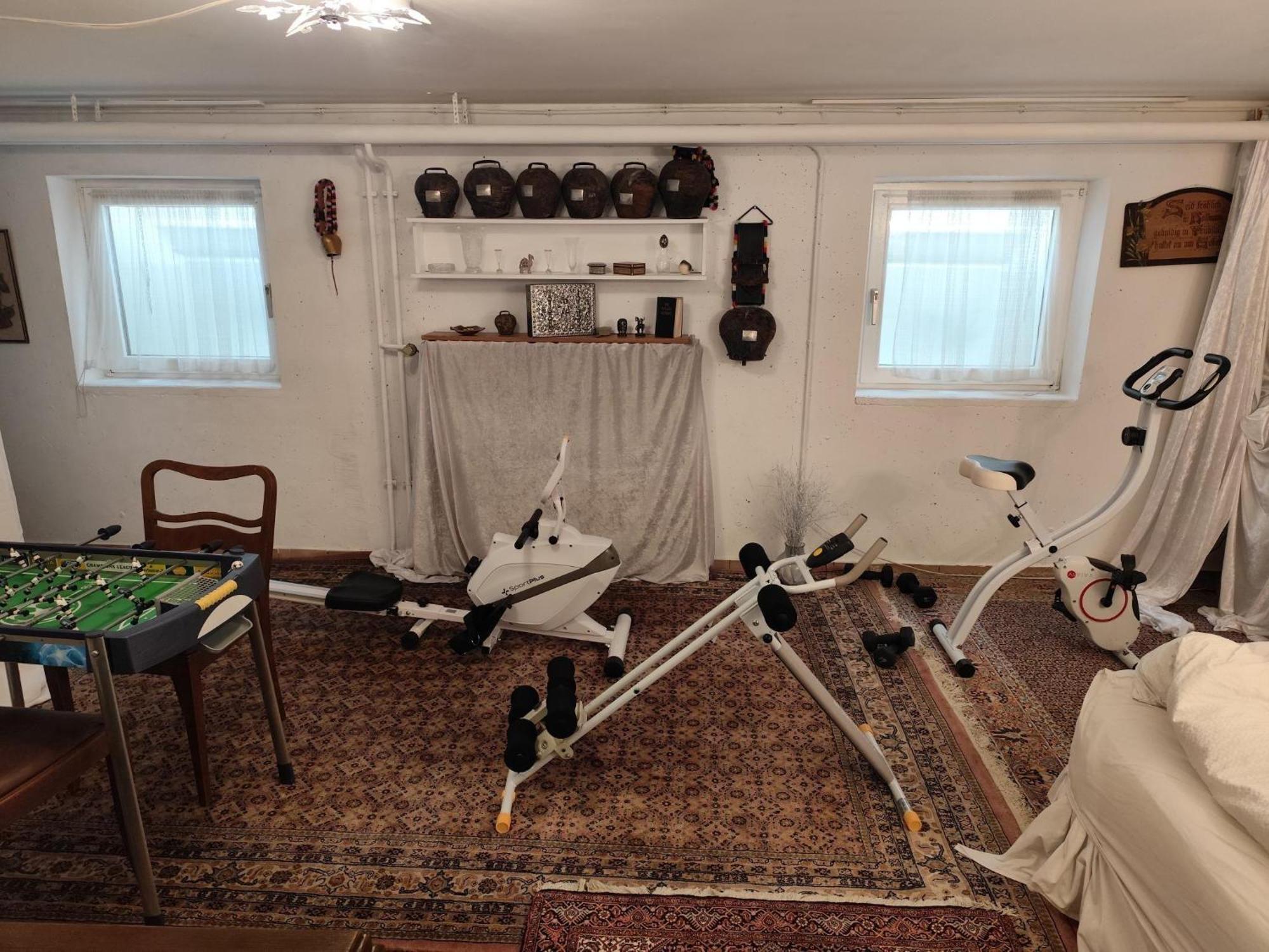 Elegant-Terraced-House-With-Bikes-Near-The-Lake-Children-At-Least-6-A-Old Starnberg Luaran gambar